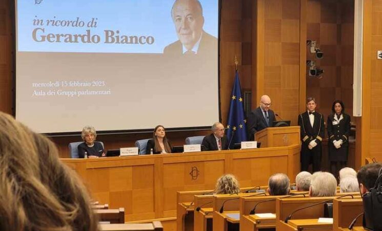 “In ricordo di Gerardo Bianco” – Alla Camera, con il presidente Mattarella, la commemorazione, co-promossa dall’Associazione ex Parlamentari